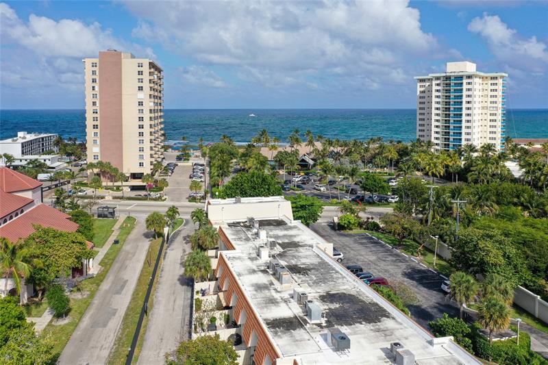 Image 74 of 86 For 5555 Ocean Blvd  62