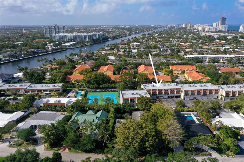 Image 81 of 86 For 5555 Ocean Blvd  62