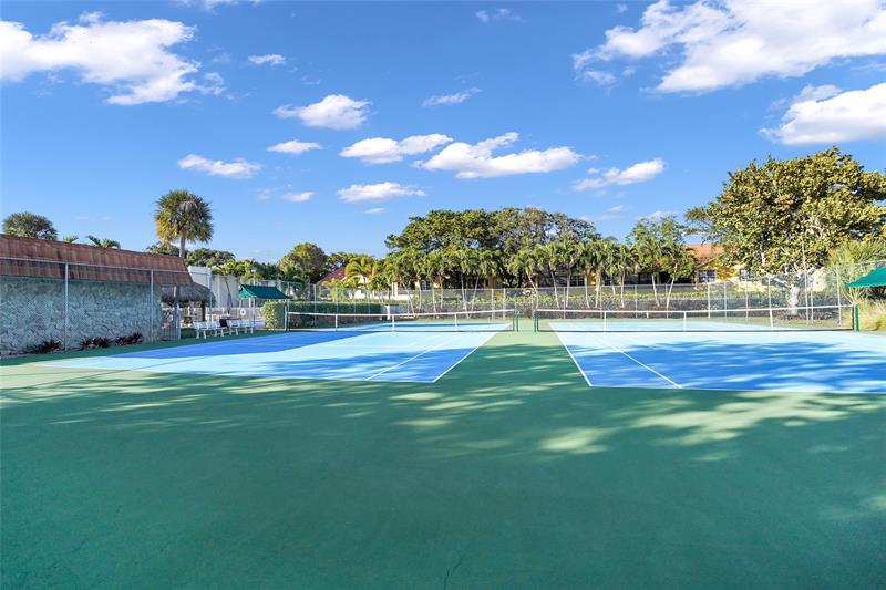 Image 85 of 86 For 5555 Ocean Blvd  62