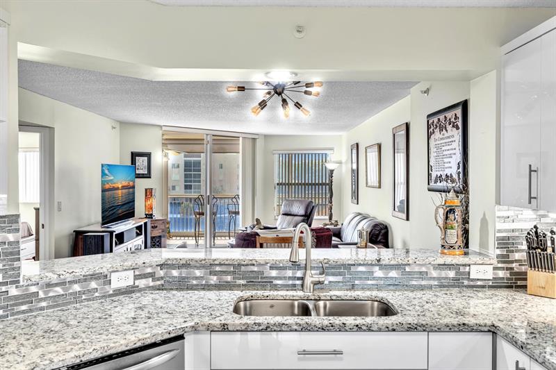 Image 10 of 68 For 7767 Granville Dr  310