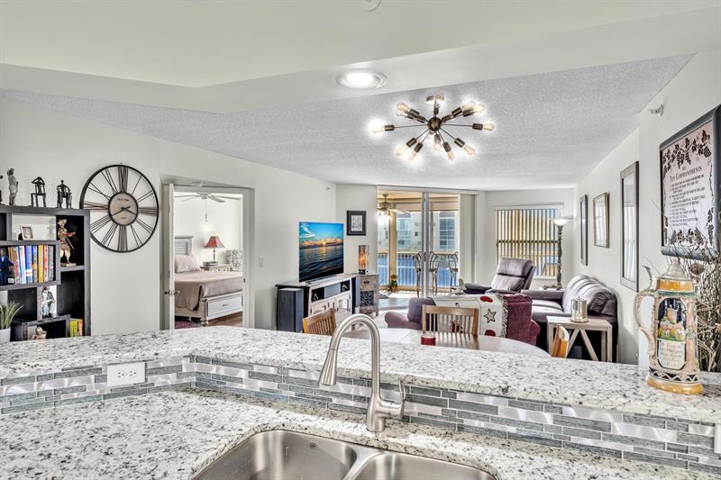 Image 11 of 68 For 7767 Granville Dr  310