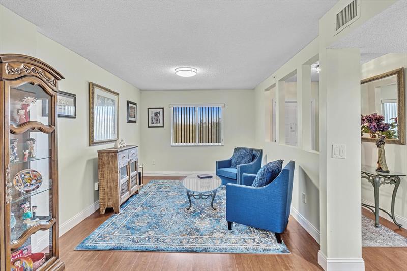 Image 18 of 68 For 7767 Granville Dr  310