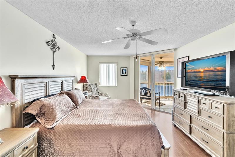 Image 29 of 68 For 7767 Granville Dr  310