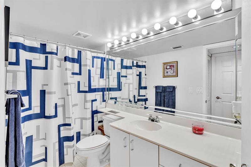 Image 33 of 68 For 7767 Granville Dr  310