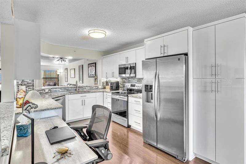Image 5 of 68 For 7767 Granville Dr  310
