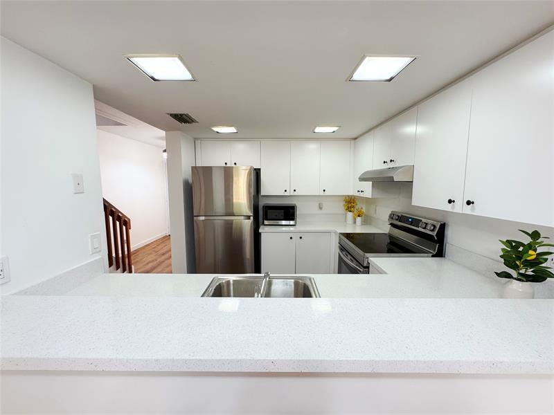 Details for 4428 70th Ter  4428, Davie, FL 33314