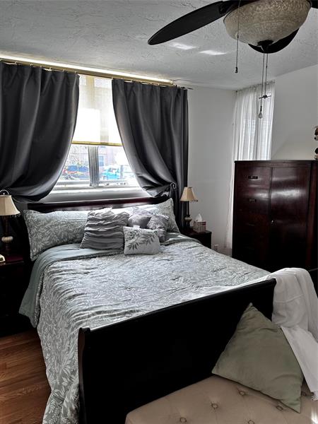 Image 2 of 25 For 2831 Somerset Dr  118