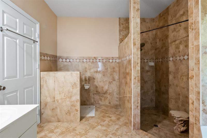 Image 31 of 45 For 5374 57th Ave