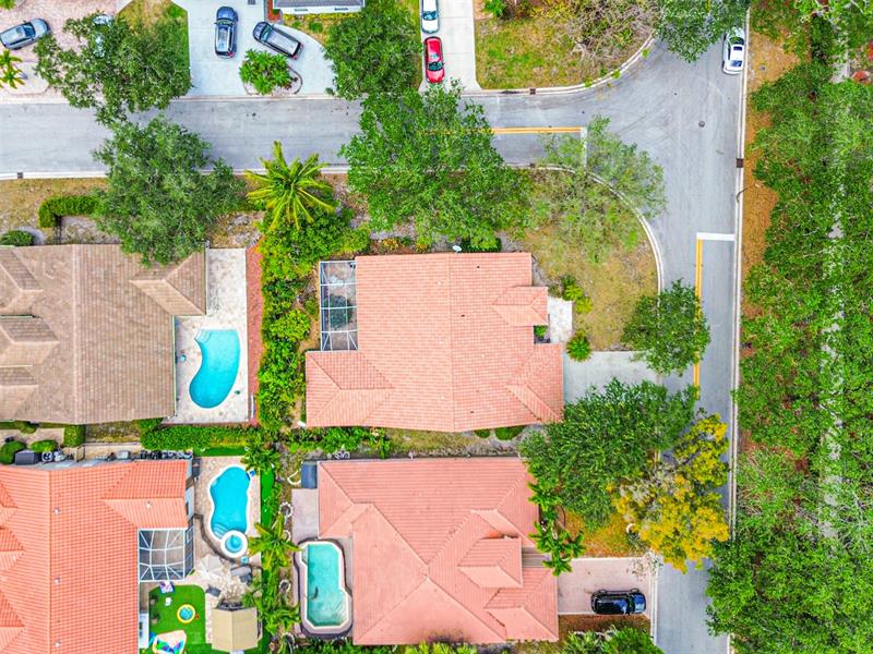 Image 9 of 45 For 5374 57th Ave