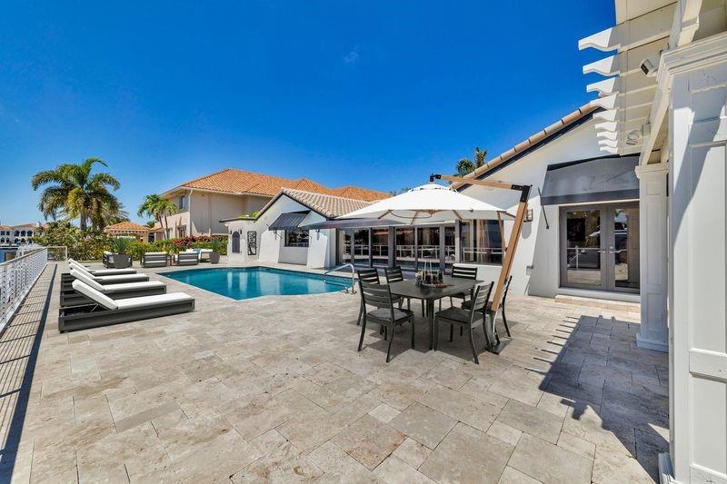 Image 13 of 77 For 633 4th Key Dr