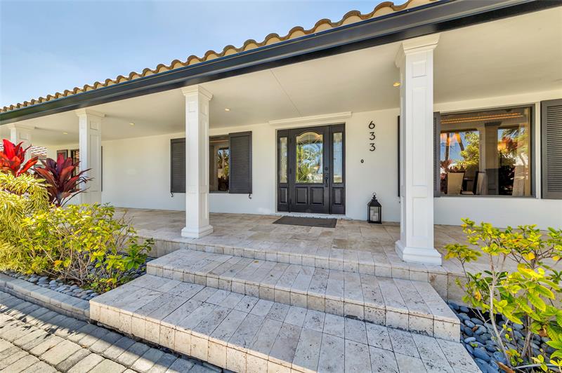 Image 19 of 77 For 633 4th Key Dr