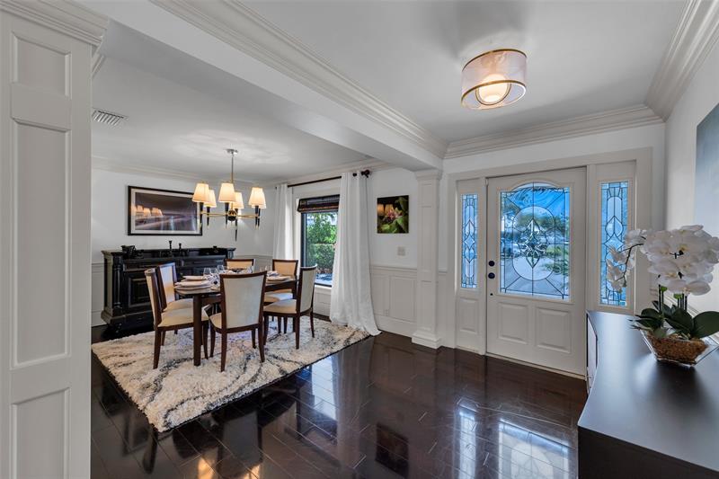 Image 26 of 77 For 633 4th Key Dr