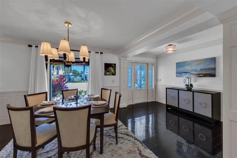 Image 30 of 77 For 633 4th Key Dr