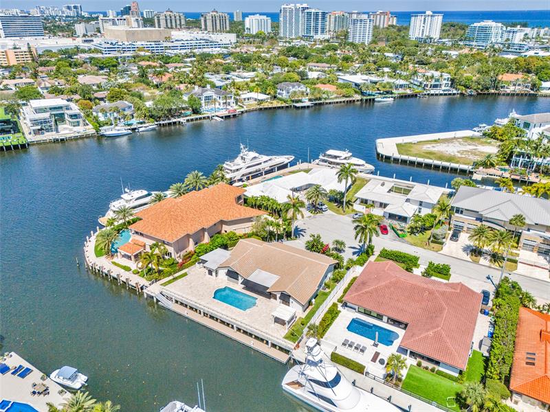 Image 4 of 77 For 633 4th Key Dr