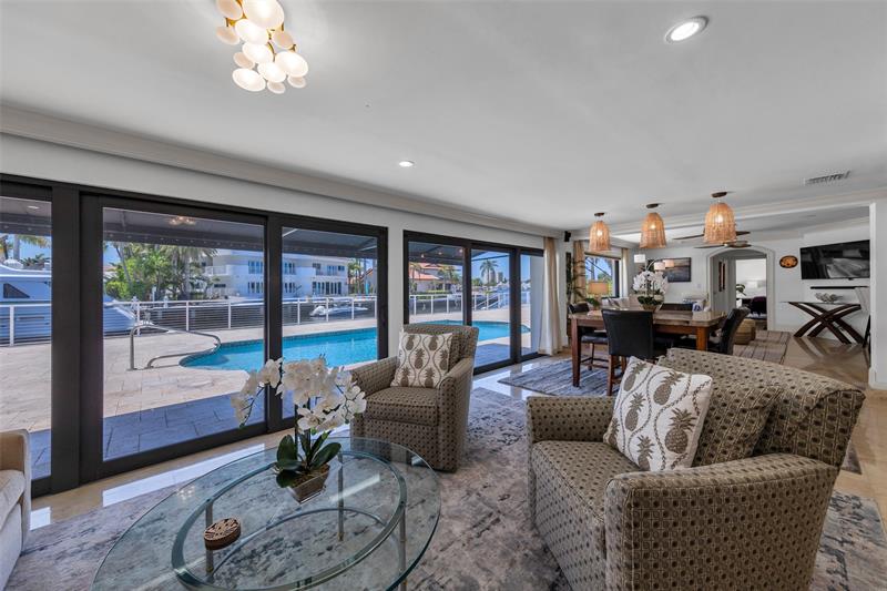 Image 49 of 77 For 633 4th Key Dr