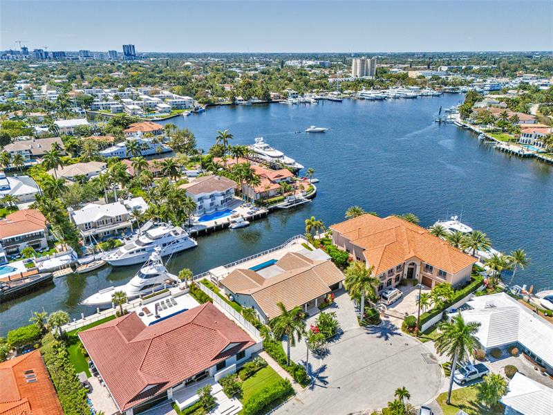 Image 5 of 77 For 633 4th Key Dr