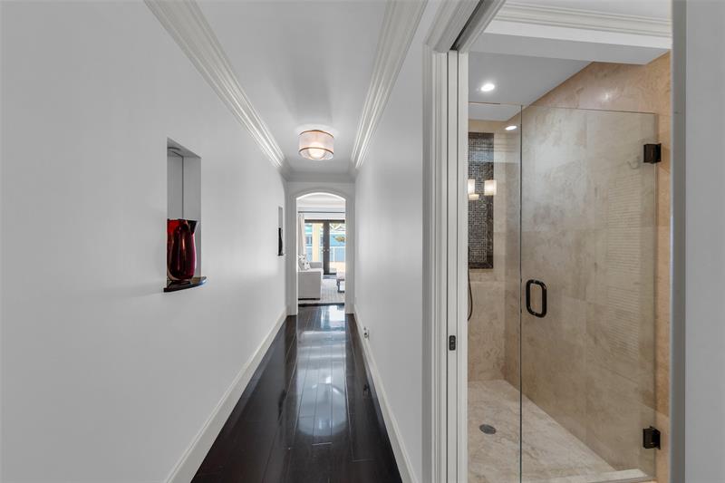 Image 55 of 77 For 633 4th Key Dr