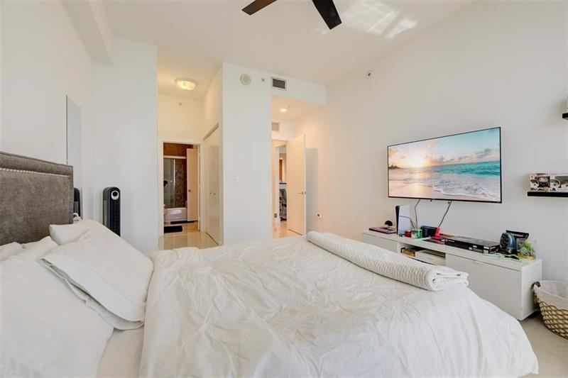 Image 34 of 46 For 7901 Hispanola Ave  2006