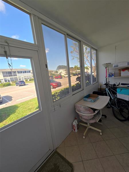 Image 13 of 49 For 343 Markham P  343