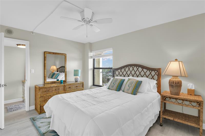 Image 16 of 44 For 1631 Riverview Rd  606