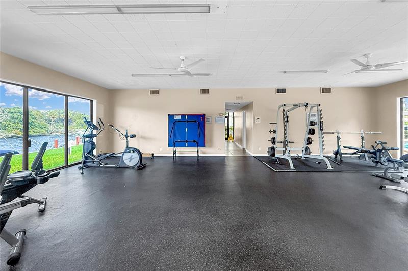 Image 22 of 44 For 1631 Riverview Rd  606