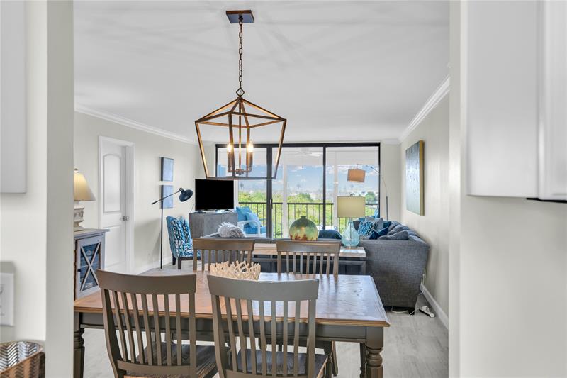 Image 9 of 44 For 1631 Riverview Rd  606