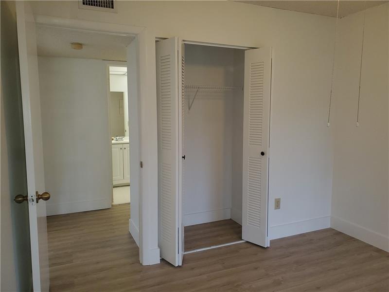 Image 15 of 25 For 10875 Clairmont Cir  111