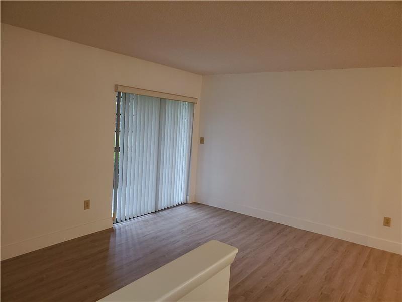 Image 6 of 25 For 10875 Clairmont Cir  111