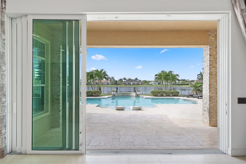 Image 23 of 39 For 5700 Sterling Ranch Dr