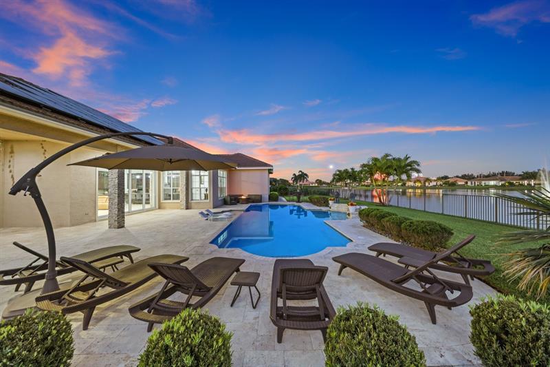 Image 32 of 39 For 5700 Sterling Ranch Dr