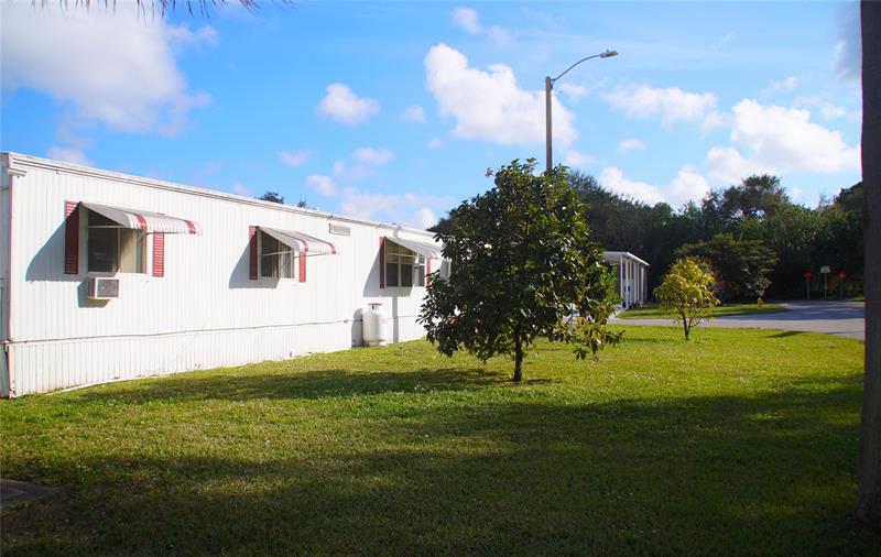 Image 5 of 38 For 3153 58th Pl