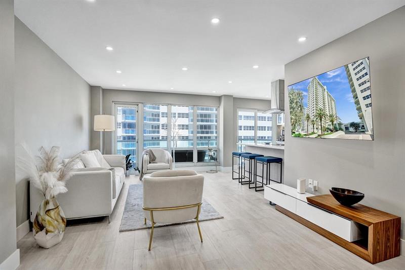 Image 8 of 31 For 3410 Galt Ocean Dr  1205n
