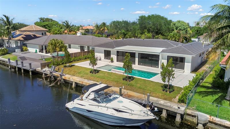 Details for 5641 Bayview Dr, Fort Lauderdale, FL 33308
