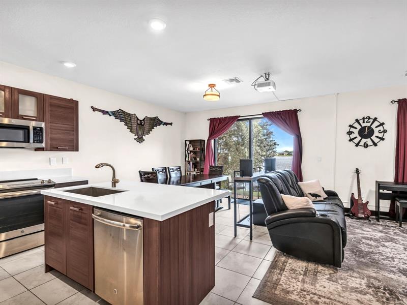 Image 21 of 47 For 15591 91st Ct