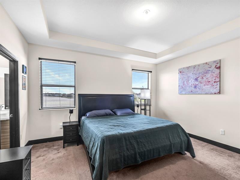 Image 26 of 47 For 15591 91st Ct