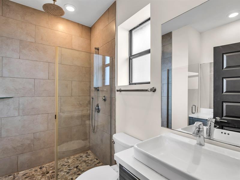 Image 28 of 47 For 15591 91st Ct