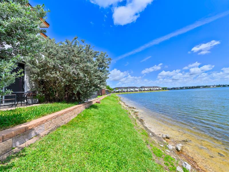 Image 4 of 47 For 15591 91st Ct