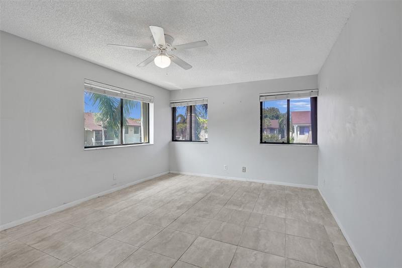Image 12 of 29 For 180 7th St  208