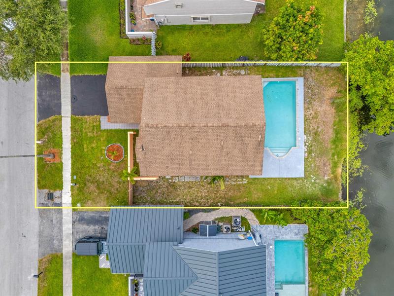 Image 7 of 55 For 930 99th Ave