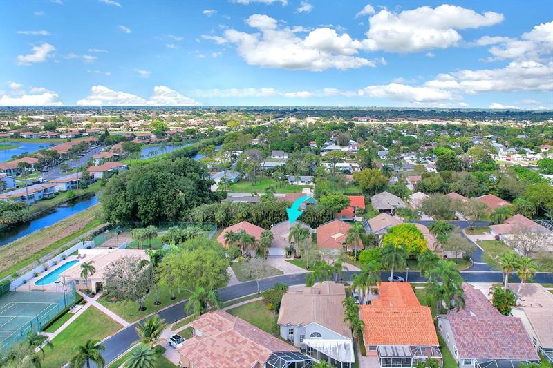 Image 31 of 38 For 5445 Grande Palm Cir