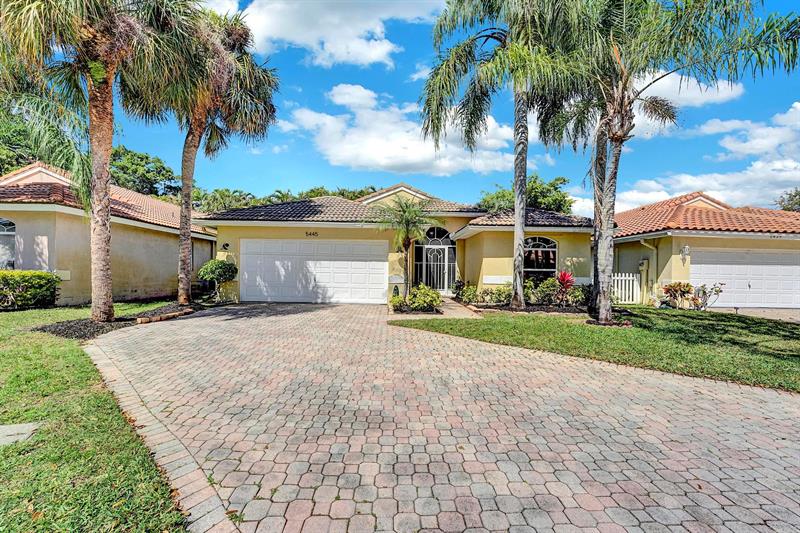 Image 6 of 38 For 5445 Grande Palm Cir