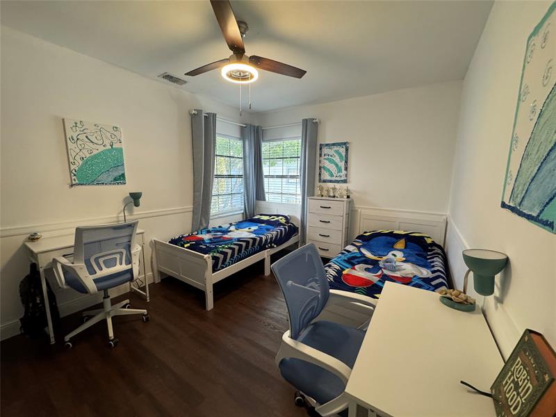 Image 10 of 37 For 5475 Verona Dr  N
