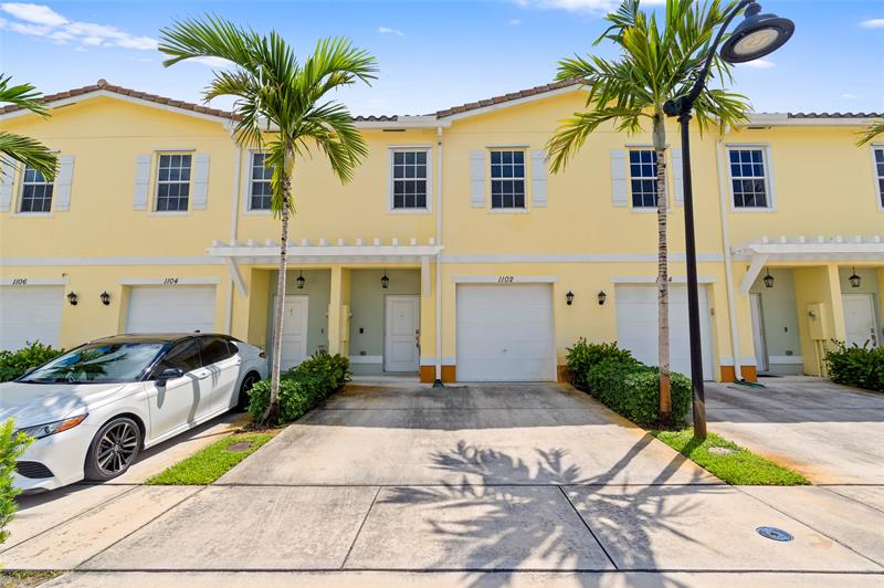 Details for 1102 40th Way, Lauderhill, FL 33313
