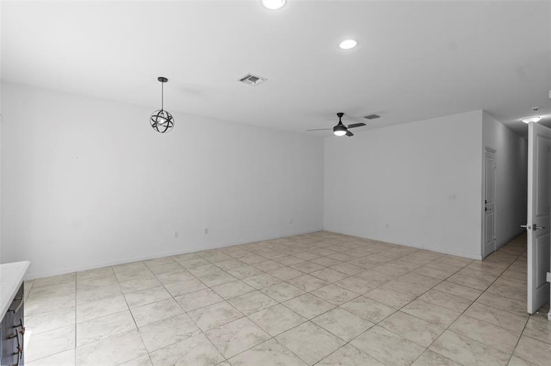 Image 7 of 36 For 1102 40th Way