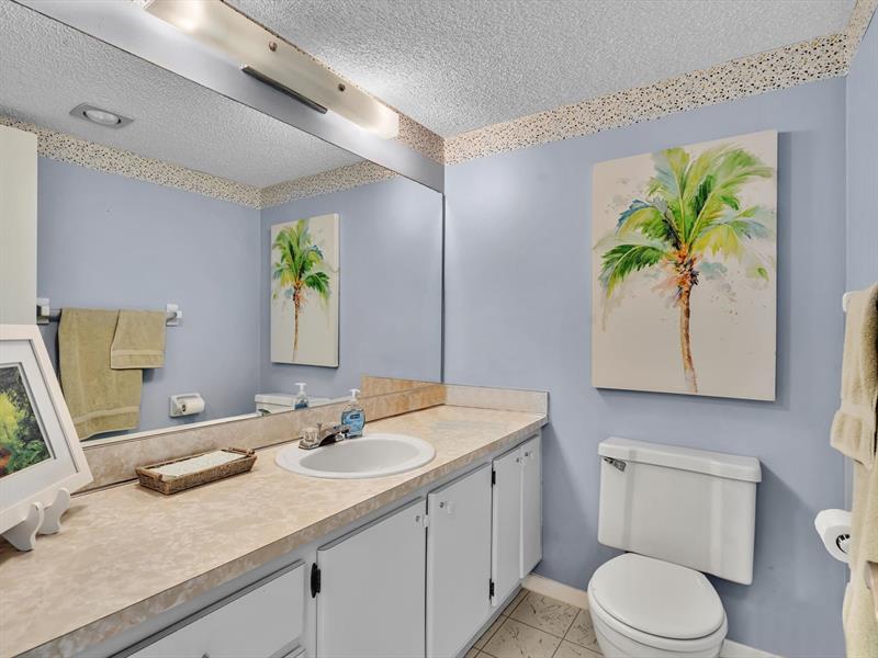 Image 28 of 48 For 8838 Mcnab Rd  304