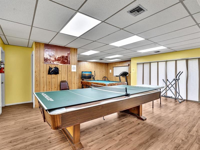 Image 35 of 48 For 8838 Mcnab Rd  304