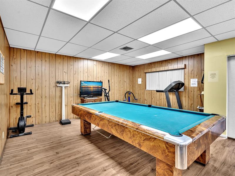 Image 36 of 48 For 8838 Mcnab Rd  304