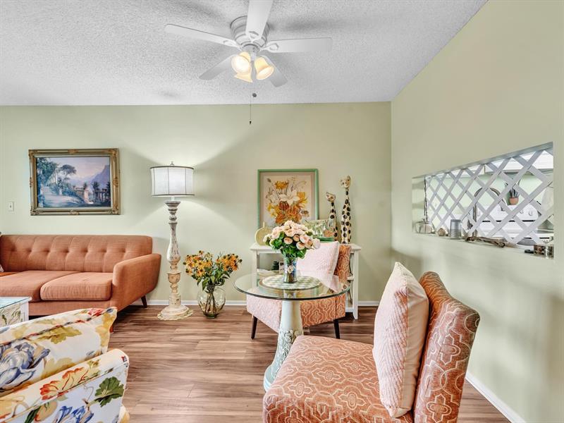 Image 6 of 48 For 8838 Mcnab Rd  304