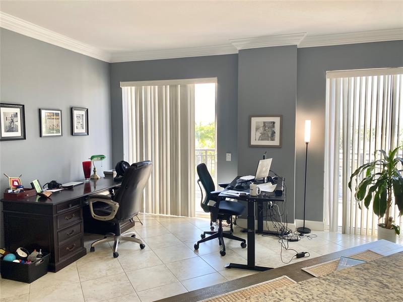 Image 12 of 52 For 2631 14th Ave  309