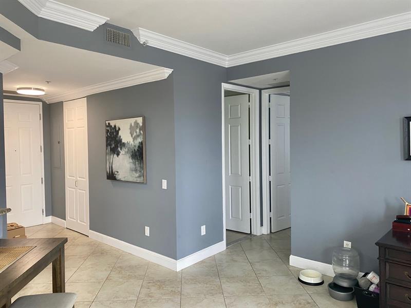 Image 16 of 52 For 2631 14th Ave  309